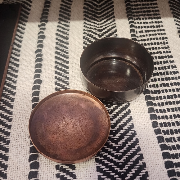 Beautiful Enamel Glossy Church Scenery Copper Trinket Jewelry Box with Lid - Picture 4 of 6